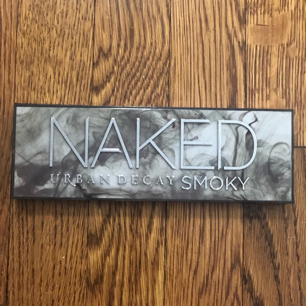 Urban Decay Naked Smokey Palette - Picture 2 of 4